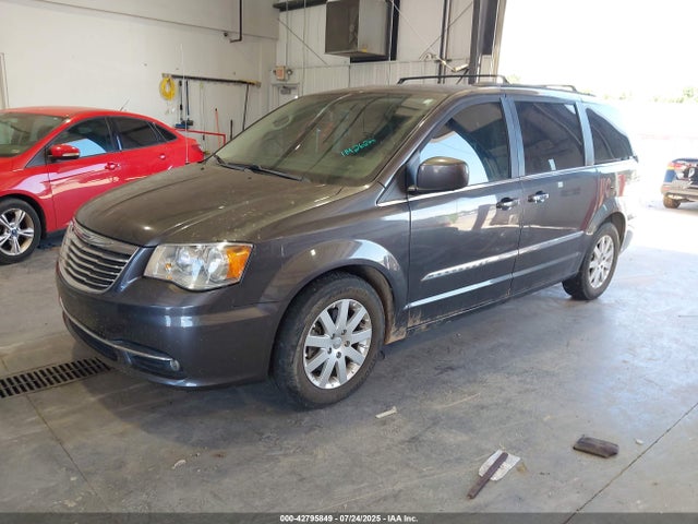 2C4RC1BG6GR156896 Chrysler Town and Country