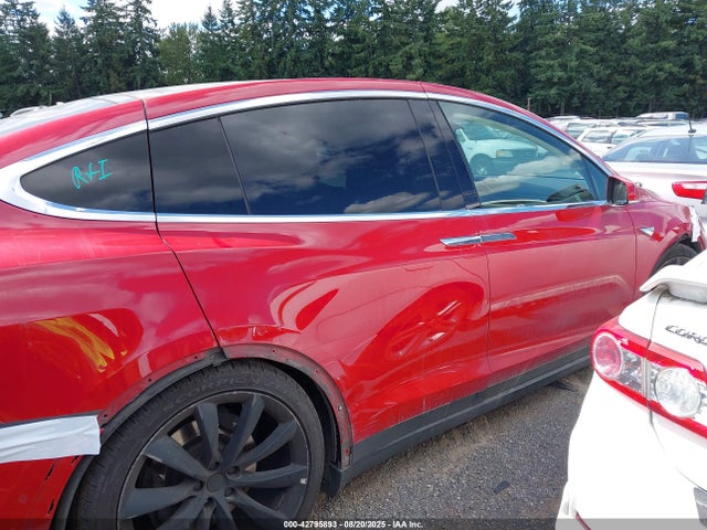 5YJXCBE26GF003346 Tesla 2016