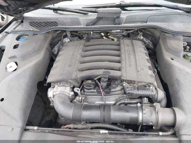 Porsche 2016 2016 WP1AA2A2XGKA08827 Image 10