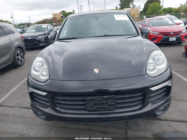 Porsche 2016 2016 WP1AA2A2XGKA08827 Image 12