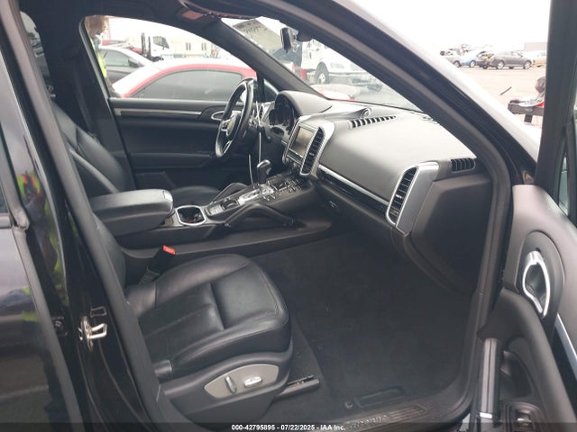 Porsche 2016 2016 WP1AA2A2XGKA08827 Image 5