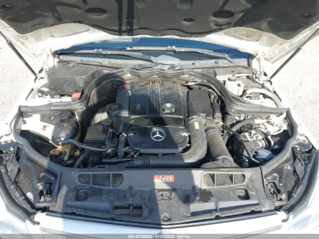 2013 MERCEDES-BENZ C 250 WDDGF4HB9DA828192 Photo 9