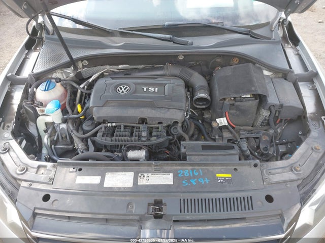 Volkswagen Passat 2014 1VWBT7A35EC108635 Image 10
