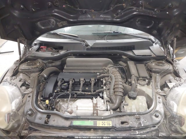 2010 MINI COOPER S WMWMF7C54ATZ34577 Photo 9