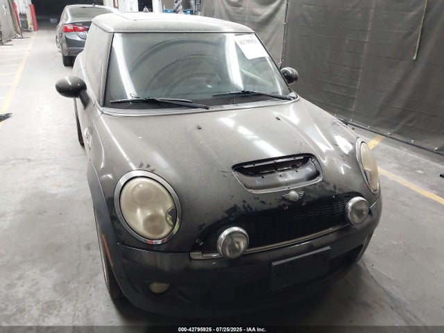 2010 MINI COOPER S WMWMF7C54ATZ34577 Photo 5