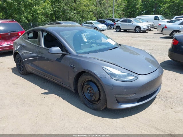 2022 TESLA MODEL 3 5YJ3E1EB8NF184207 Photo 0