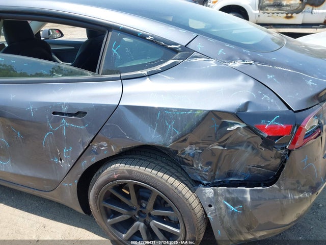 2022 TESLA MODEL 3 5YJ3E1EB8NF184207 Photo 5