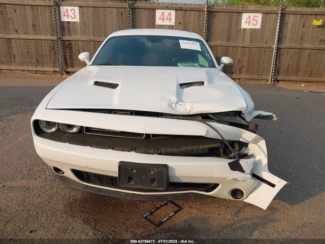 2C3CDZAG9KH668643 Dodge Challenger