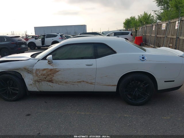 2C3CDZAG9KH668643 Dodge Challenger