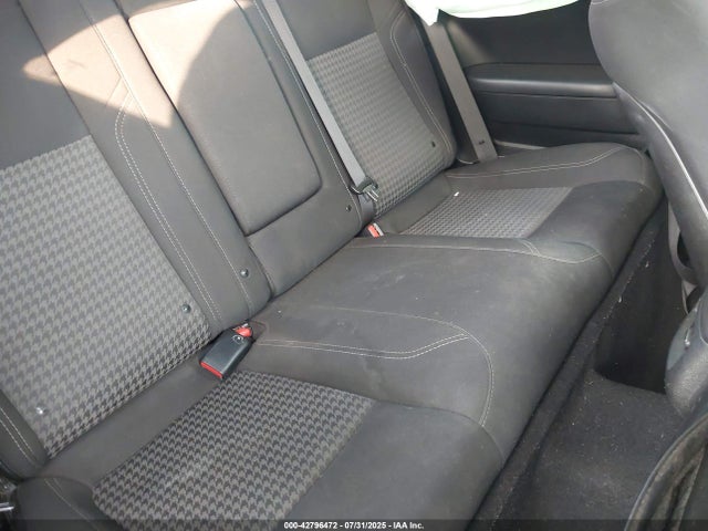2C3CDZAG9KH668643 Dodge Challenger
