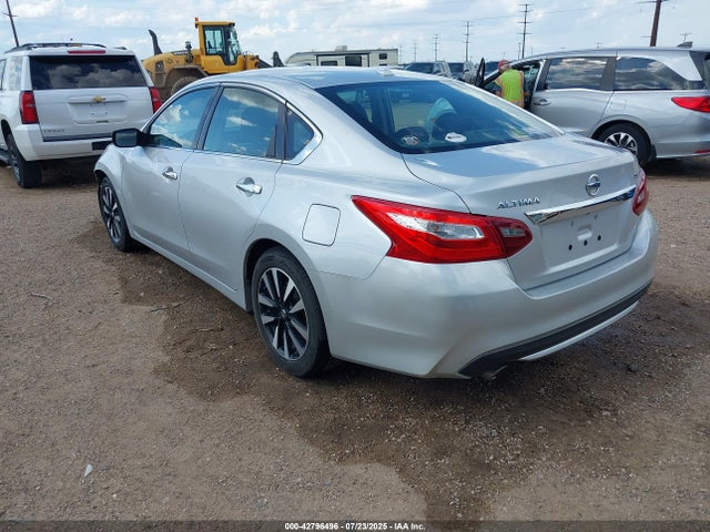 1N4AL3AP5JC255015 Nissan Altima