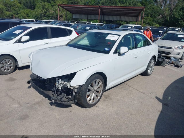 2017 AUDI A4 WAUGMAF4XHN067025 Photo 1