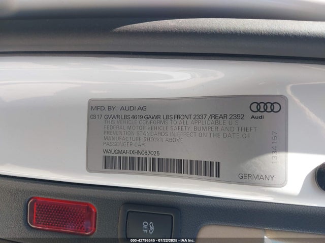 2017 AUDI A4 WAUGMAF4XHN067025 Photo 8