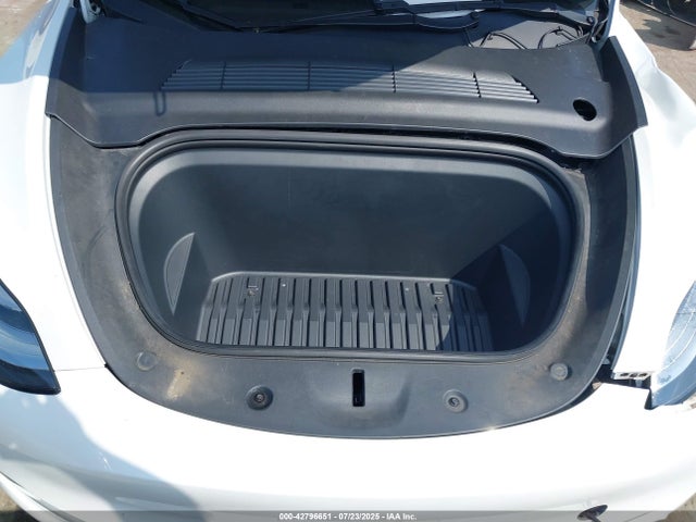 2021 TESLA MODEL Y 5YJYGDEE3MF087815 Photo 9