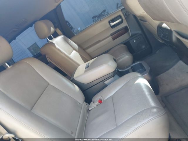 2011 TOYOTA SEQUOIA 5TDDY5G11BS050802 Photo 7