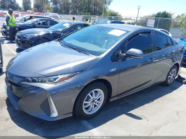JTDKAMFP5N3220855 Toyota 2zr-fxe, 1nm+1sm