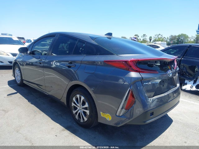 JTDKAMFP5N3220855 Toyota 2zr-fxe, 1nm+1sm