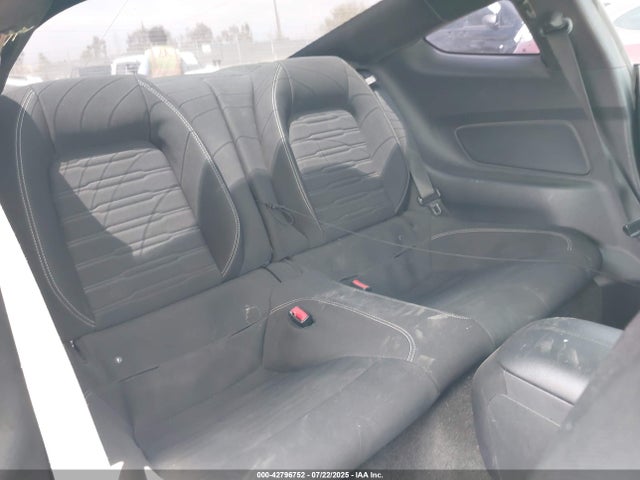 Ford 5.0l 4v premium fuel 2017 1FA6P8CF9H5272894 Image 8