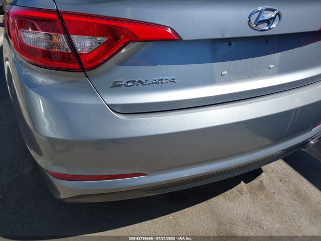 5NPE24AF0HH500135 Hyundai 2017