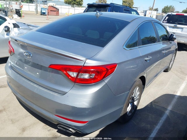 5NPE24AF0HH500135 Hyundai 2017