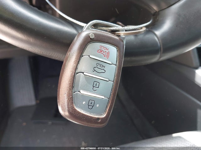 5NPD84LFXHH114152 Hyundai 2017