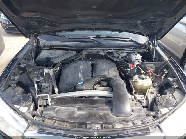 5UXKR2C5XG0U16938 BMW X5