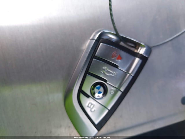 5UXKR2C5XG0U16938 BMW X5