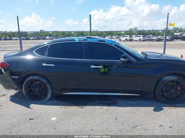 JN1BY1PR1FM831457 Infiniti 2015