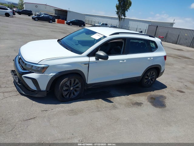 3VVDX7B29NM059185 Volkswagen tsi
