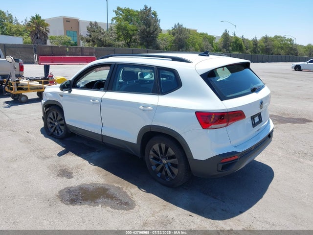 3VVDX7B29NM059185 Volkswagen tsi