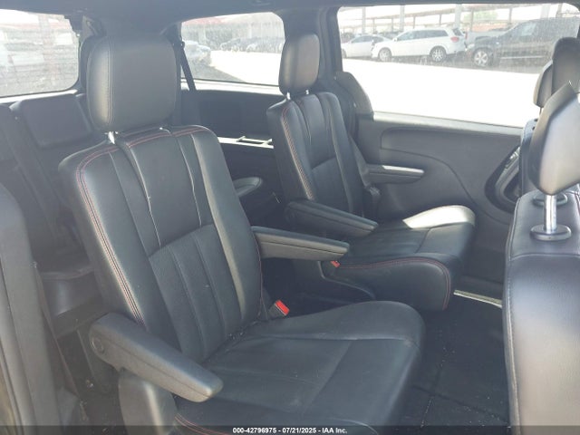 2C4RDGEG7ER472705 Dodge Grand Caravan