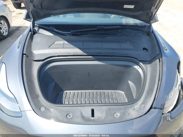 2023 TESLA MODEL Y 7SAYGDEE5PF800902 Photo 9