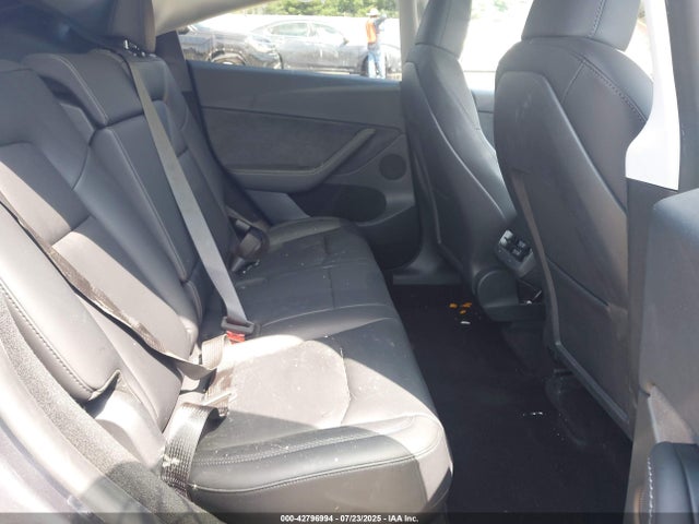 2023 TESLA MODEL Y 7SAYGDEE5PF800902 Photo 7