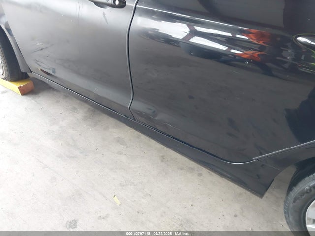 1C3CCCAB3GN116607 Chrysler 200