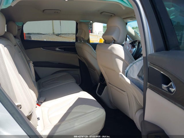 2LMPJ6KP1HBL12749 Lincoln 2.7l gtdi