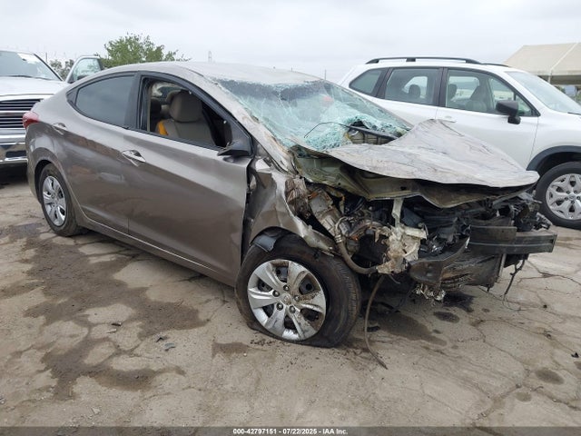 Hyundai dohc mpi nu 2016 5NPDH4AE0GH744741 Image 1