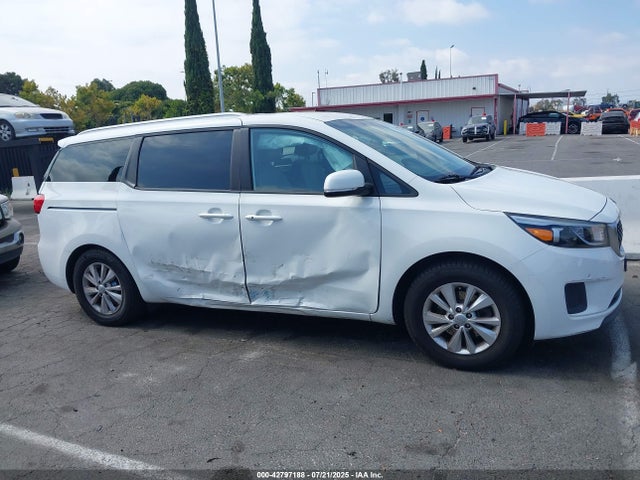 KNDMB5C17H6248817 KIA Sedona