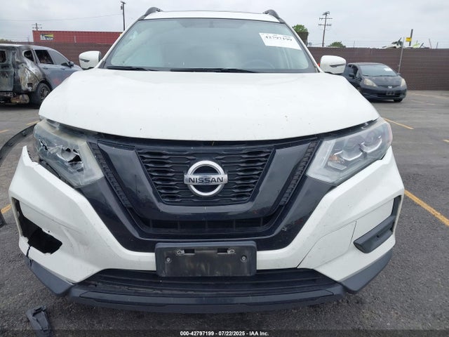Nissan 2017 2017 5N1AT2MT1HC770080 Image 12