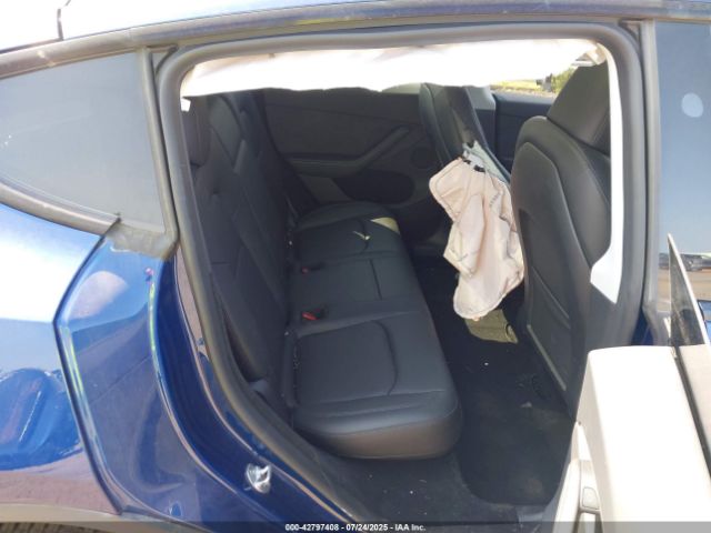 2023 TESLA MODEL Y 7SAYGDEE7PA172208 Photo 7