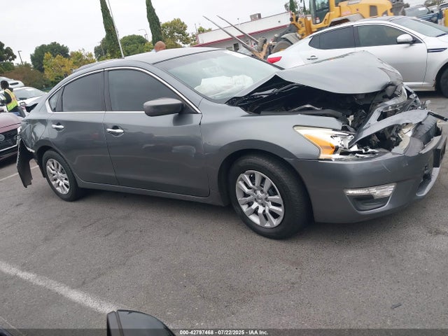 1N4AL3AP9EN233142 Nissan 2014