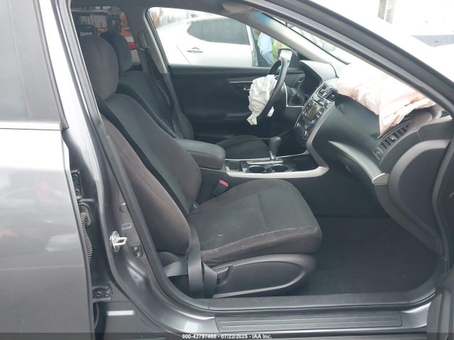 1N4AL3AP9EN233142 Nissan 2014