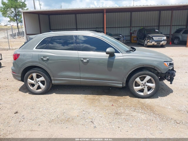 WA1AUCF35M1097864 Audi 40 tfsi 2.0t