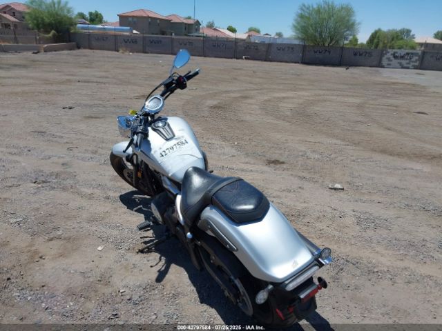 2015 YAMAHA XVS1300 JYAVP33E8FA011627 Photo 2