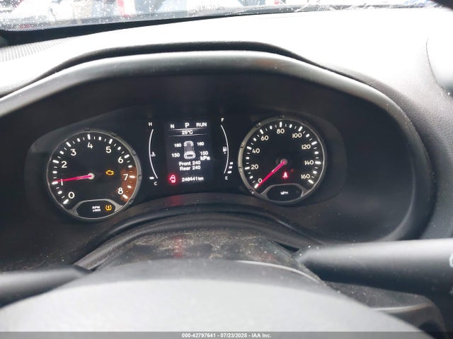 ZACCJBAB5JPG92533 Jeep 2018
