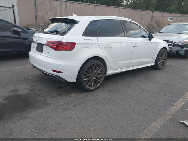 WAUUPBFF0HA120064 Audi 2017