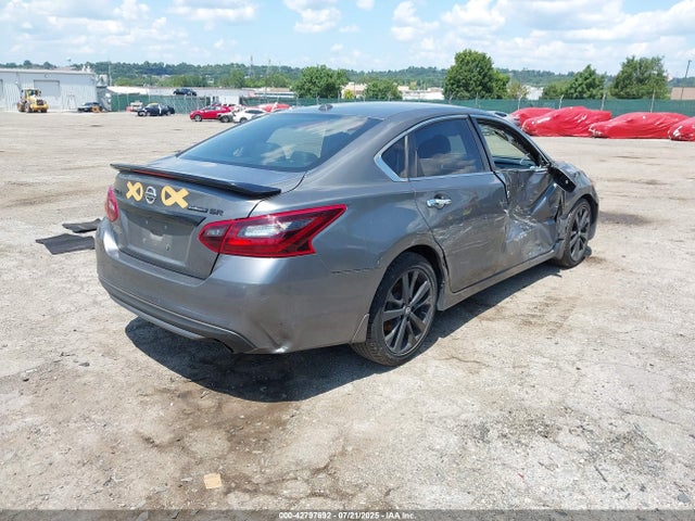 Nissan 2018 2018 1N4AL3AP1JC244397 Image 4