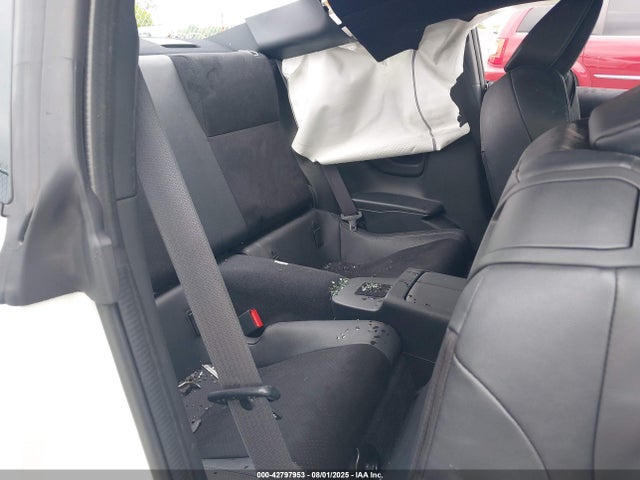 Toyota na 2023 JF1ZNBE10P9760947 Image 8