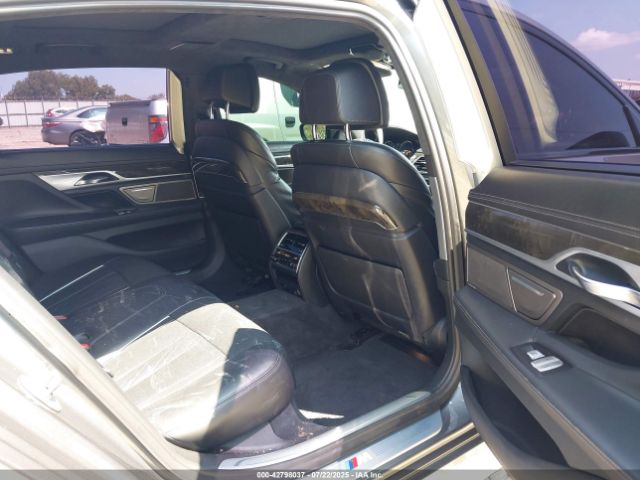 2017 BMW 7 SERIES WBA7F2C57HG421911 Photo 7