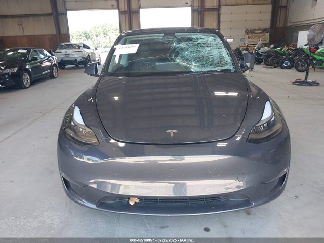 7SAYGDEE8PF639557 Tesla 2023