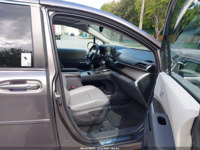 2024 TOYOTA SIENNA 5TDJRKEC1RS204762 Photo 4